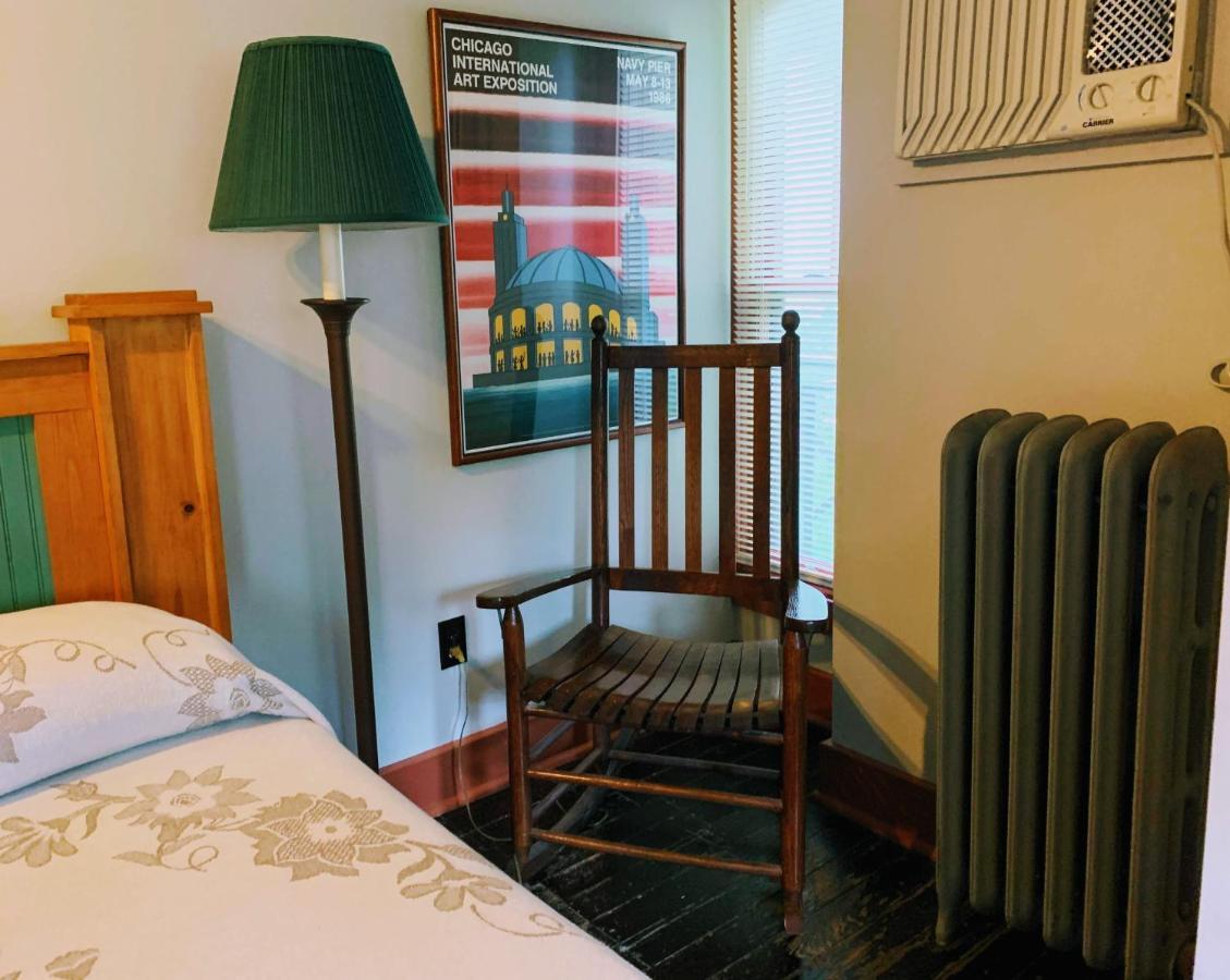 Lakeside Inn المظهر الخارجي الصورة